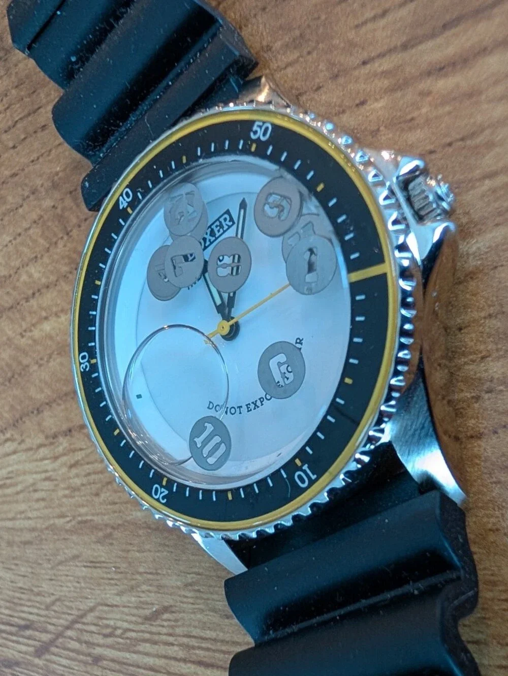 Vintage 1995 Joe Boxer Floating Numbers Mens Watch W Black strap